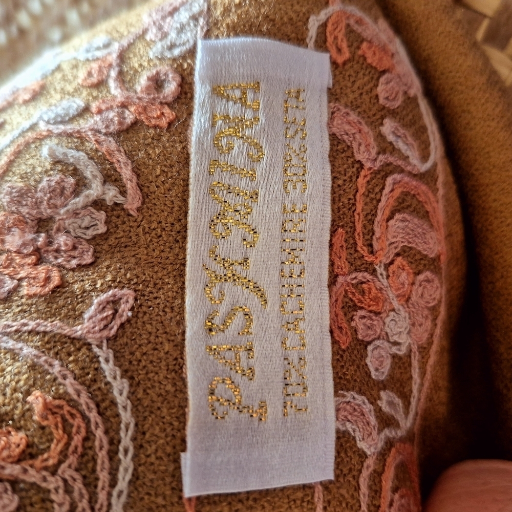 Warm Rich  Tan Pashmina with Pastel Pinks Embroidery 70% Pashmina 30%silk - Picture 11 of 12